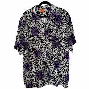 NWT Men’s purple black white leopard print button down ss collared shirt large